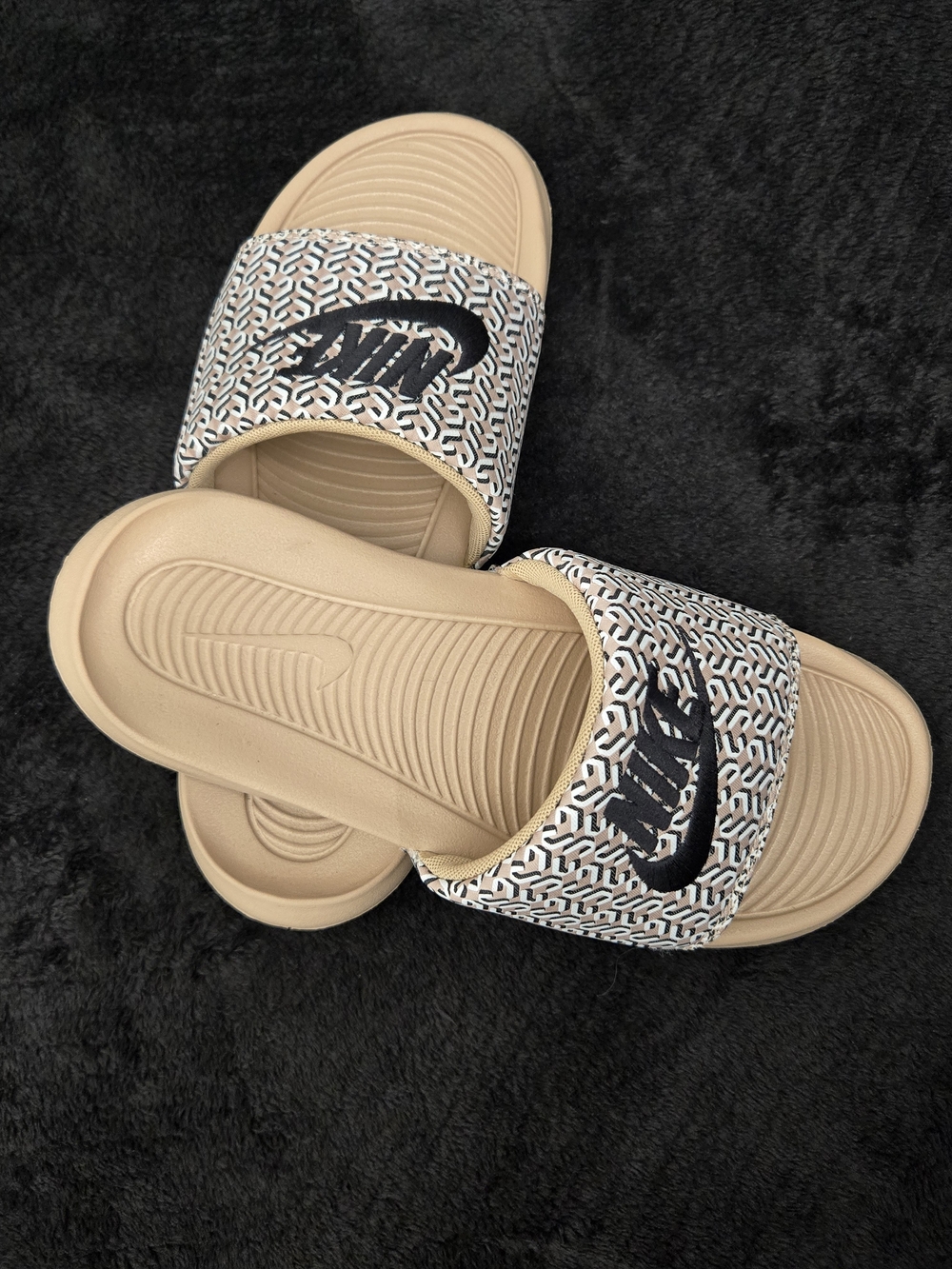 Nike Slides Beige/Black Logo Comfort Slides Sandals Size 8